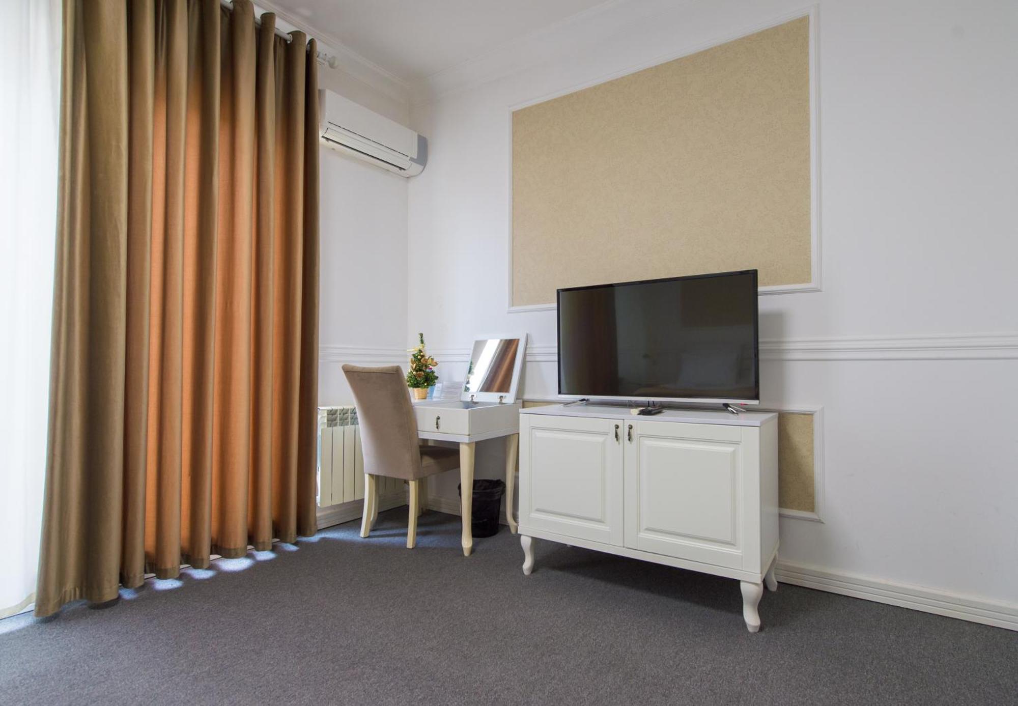 Two Seasons Boutique Hotel Baku Exterior photo